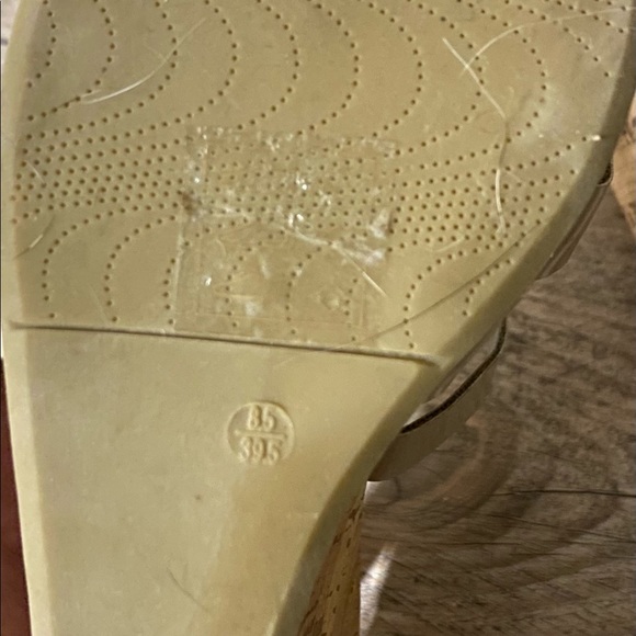 Cathy Jean Strappy Tan Cork Wedges Size 8.5 - Picture 9 of 12